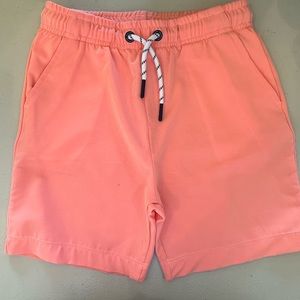 EUC Vineyard Vines boys size 6 jetty shorts